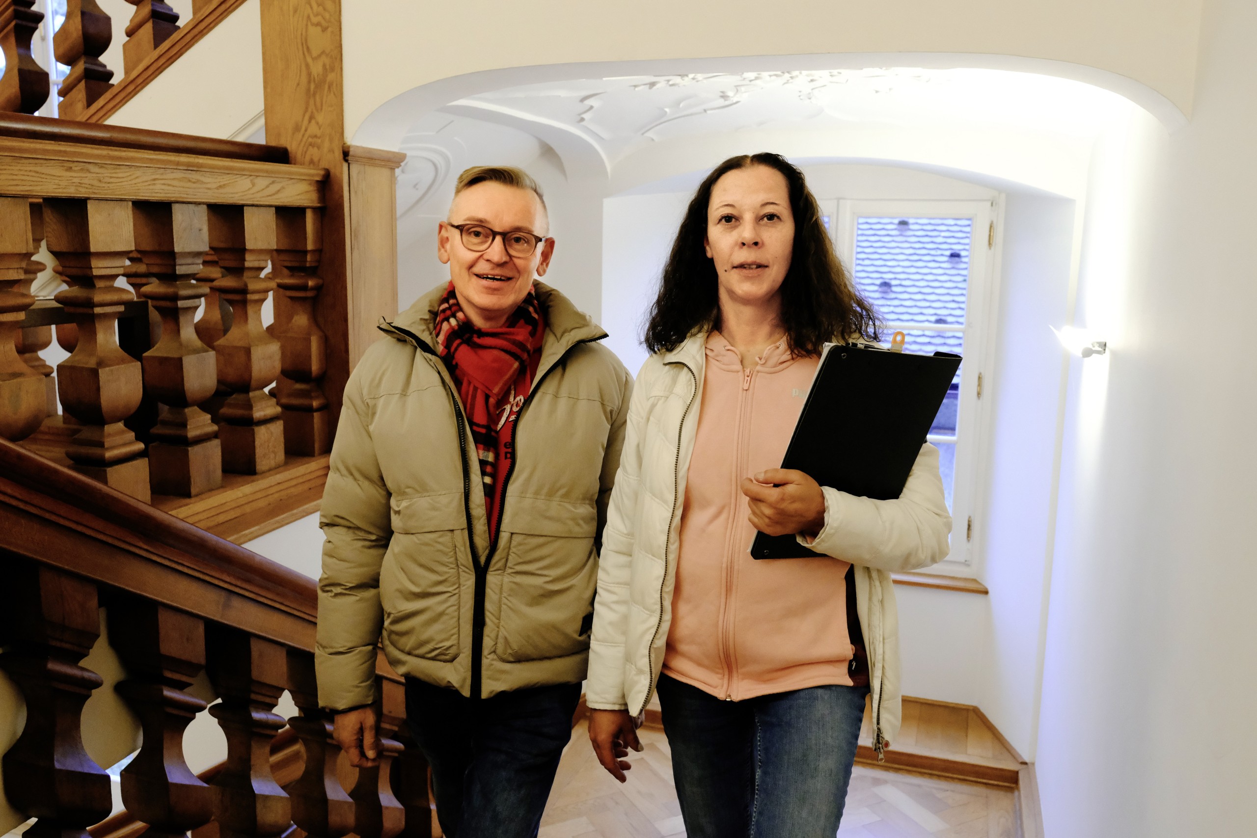 Andrea Holenstein gab diese Woche zusammen mit Mitstreiter Marco Heer die gesammelten Unterschriften im Stadthaus ab.