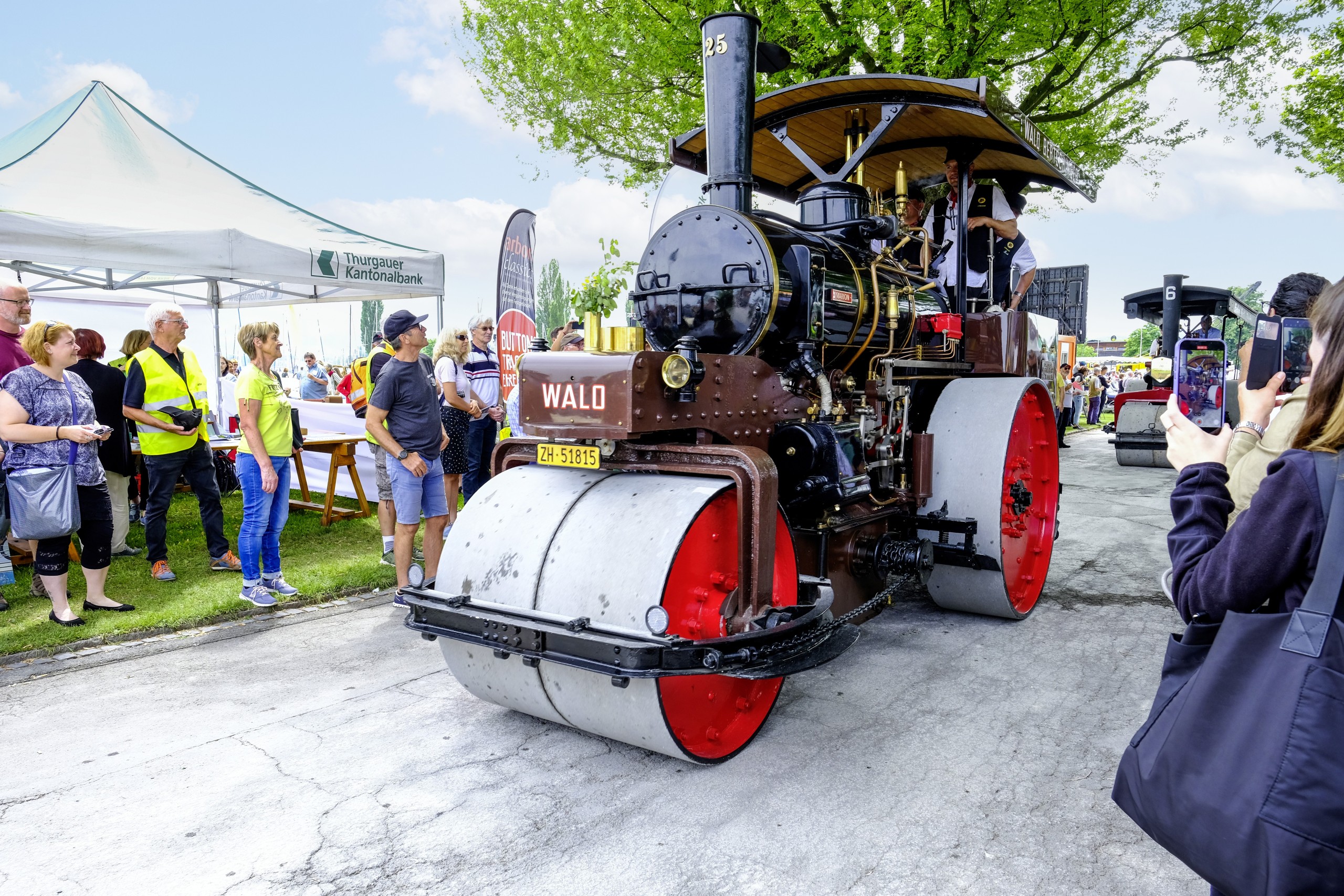 Der imposante Dampfwalzen-Corso am «Arbon Classics» ist immer wieder ein Spektakel, welches das Publikum in Staunen versetzt.