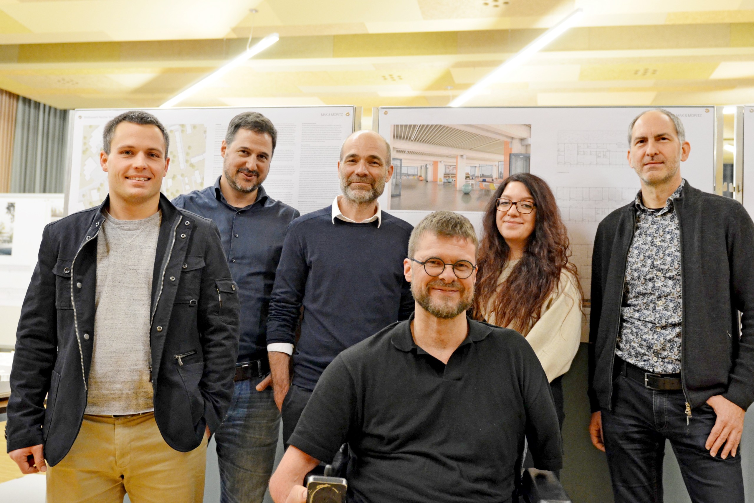 Sie haben das Siegerprojekt ausgearbeitet (v.l.):Tobias Fäh (Haustechnik-Partner Amstein+Walthert), Lukas Wolf (Pirmin Jung Holzbauingenieure) mit dem Architektenteam Dominik Isler und Manuel Gysel sowie den Landschaftsarchitekten Nadine Göbeler und Alexander Heinrich.