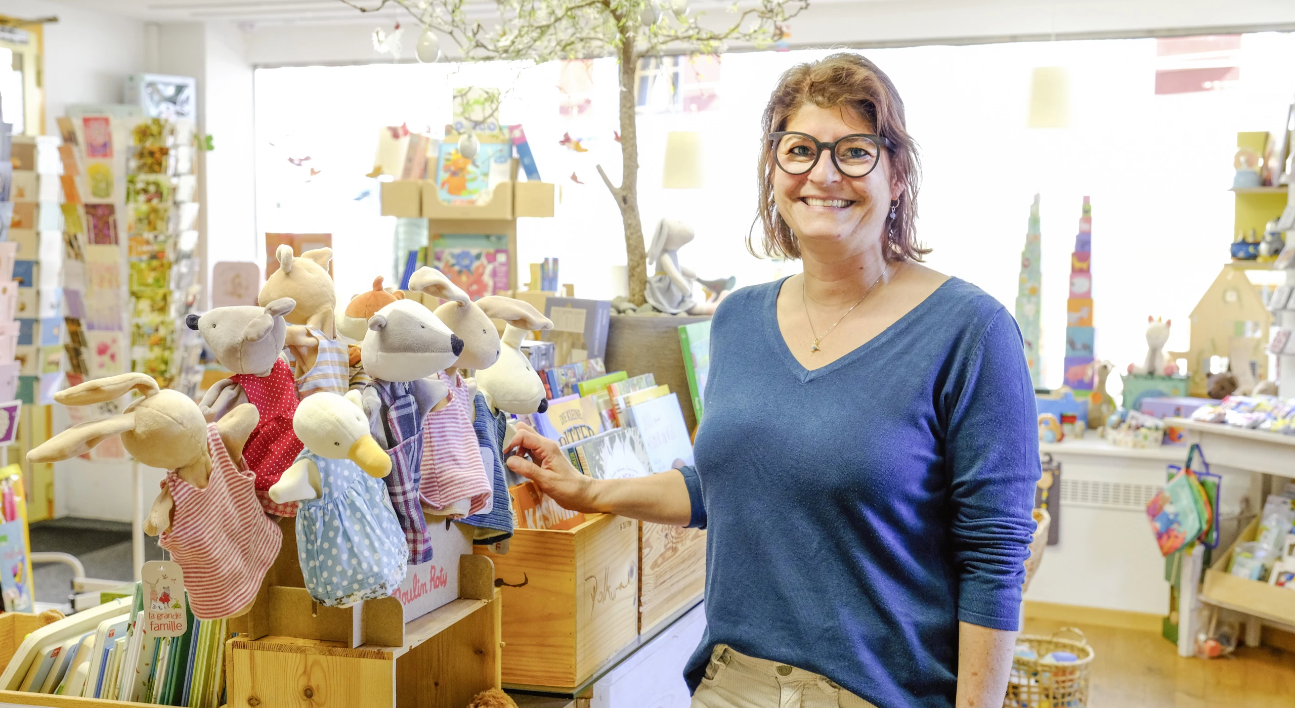 Heidi Weh will mit ihrer Kunst und ihrem Verkaufsladen die Welt ein bisschen bunter machen.