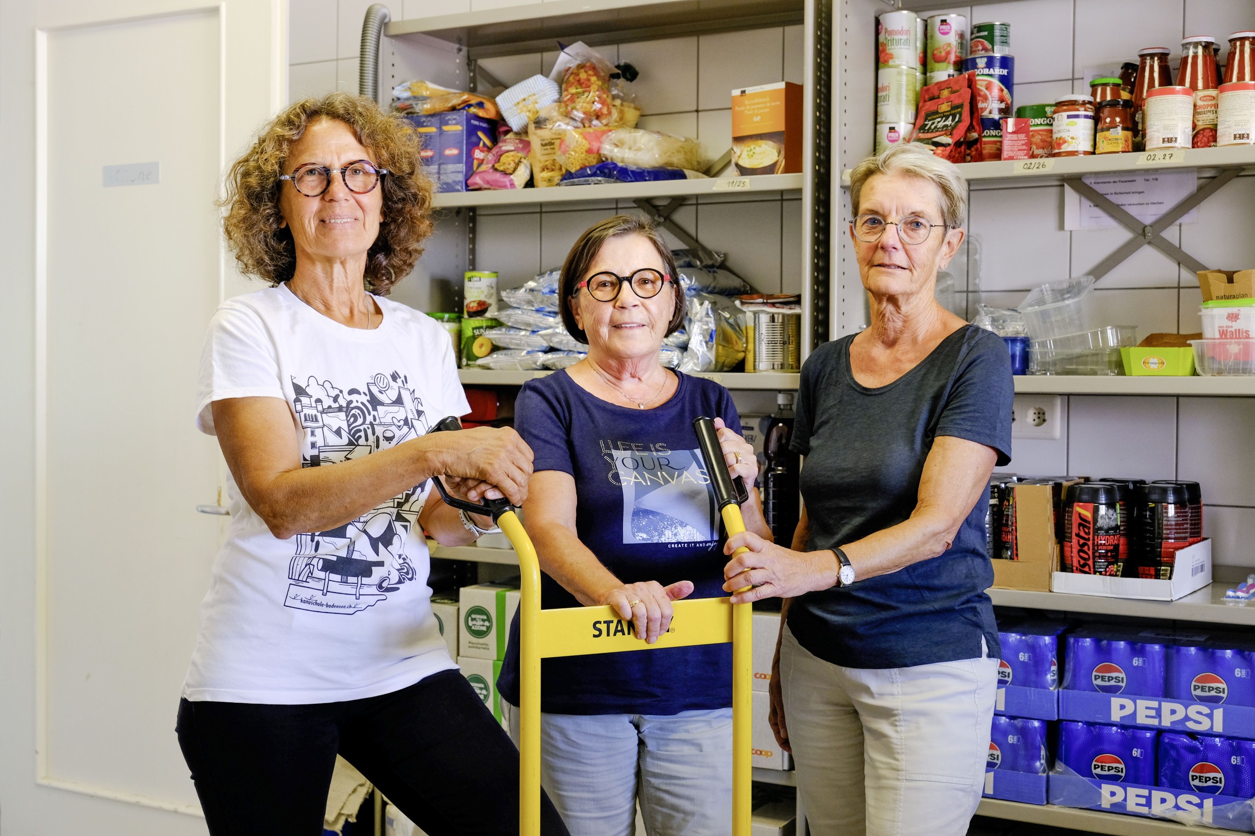 Michaela Hausammann, Rosmarie Topcu und Bärbel Mangold (v.l.) gehören zum Kernteam der Lebensmittelabgabe und kämpfen um deren Erhalt.