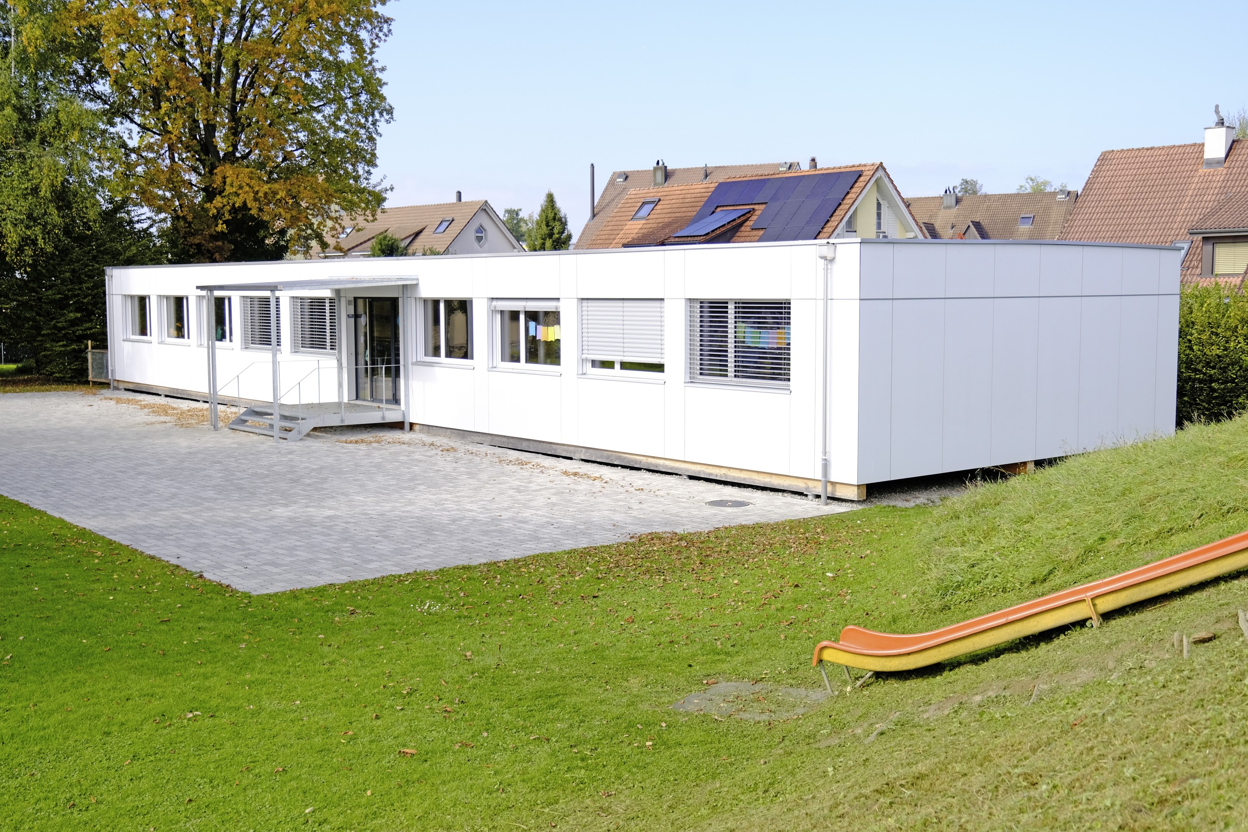Ein gleicher Modulbau soll das bestehende Provisorium ergänzen.