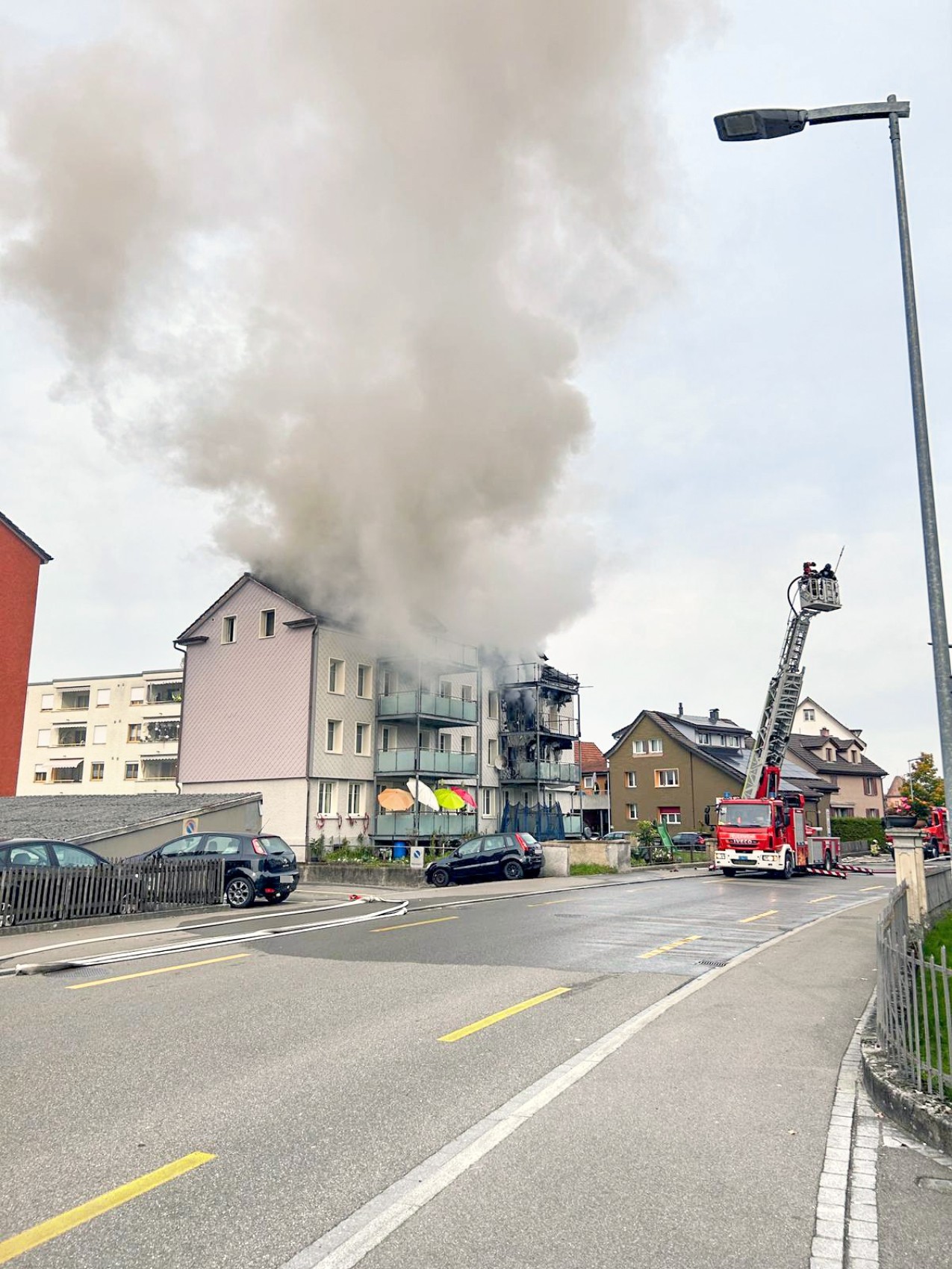 Alle acht Mietparteien müssen in den kommenden drei Wochen geräumt werden, damit die Arbeiten am Haus vorangetrieben werden können.