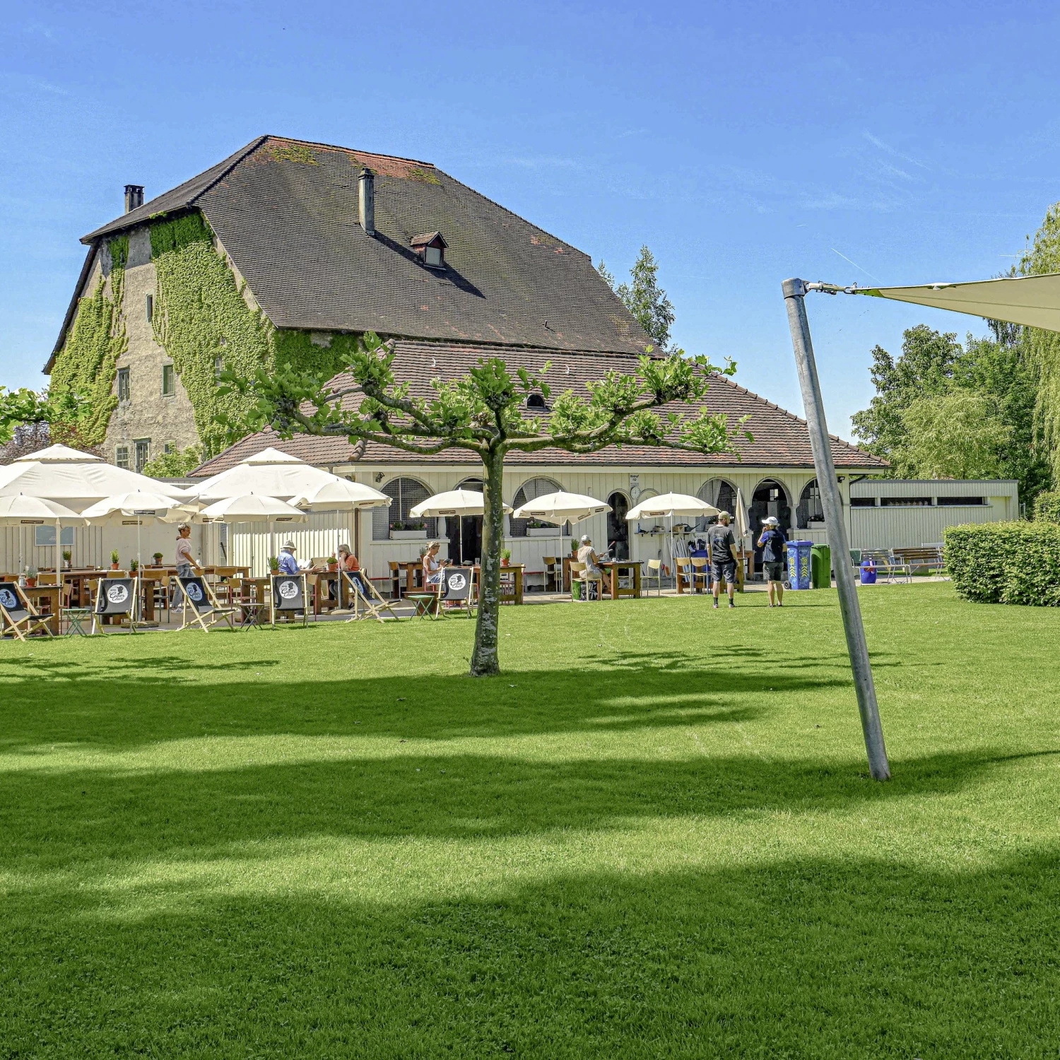 Die Steinacher Badi bleibt weiterhin betreut.