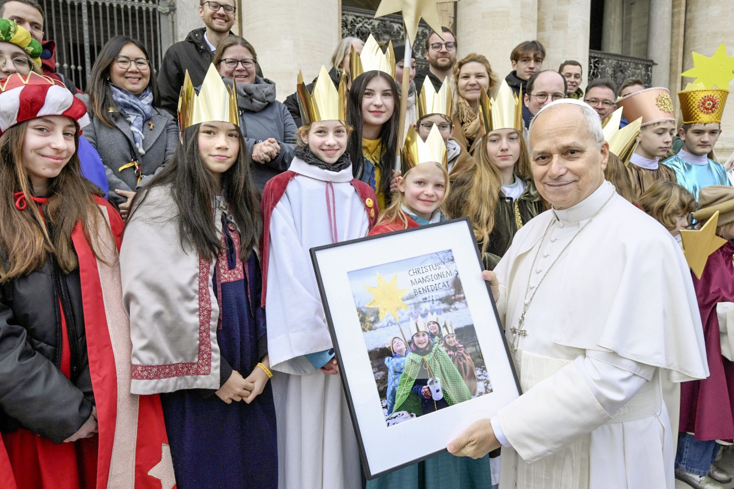 Sternsinger aus Österreich, Deutschland, Südtirol, Ungarn, Slowakei und aus Arbon besuchten Papst Leo XIV. über den Jahreswechsel in Rom.