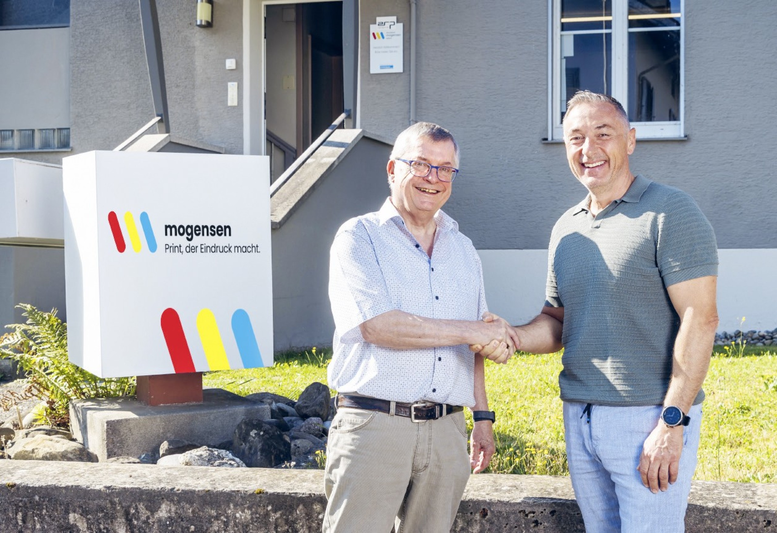Erwin Steiner übergab Anfang August die Druckerei Mogensen an Patrick Gimmi (r.).
