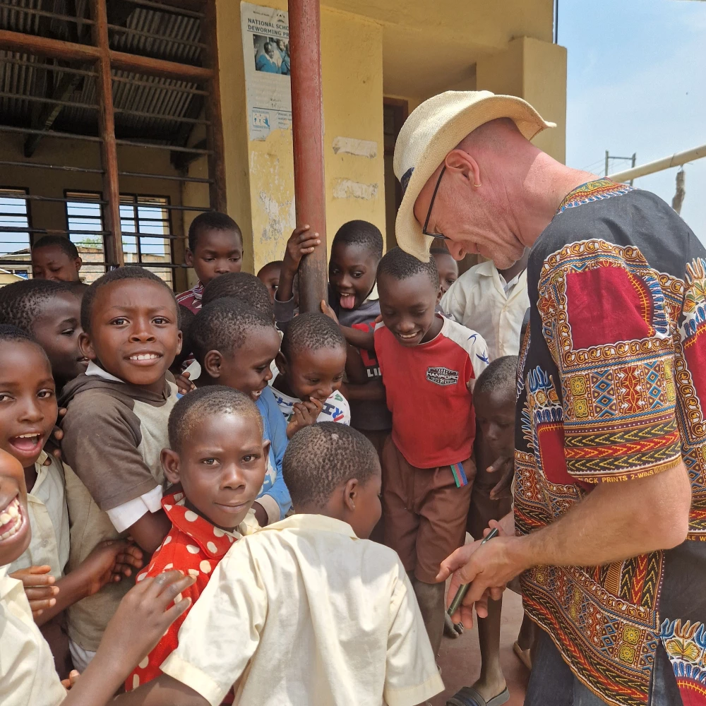 Die gemachten Fotos werden direkt auf dem Handy-Bildschirm begutachtet.