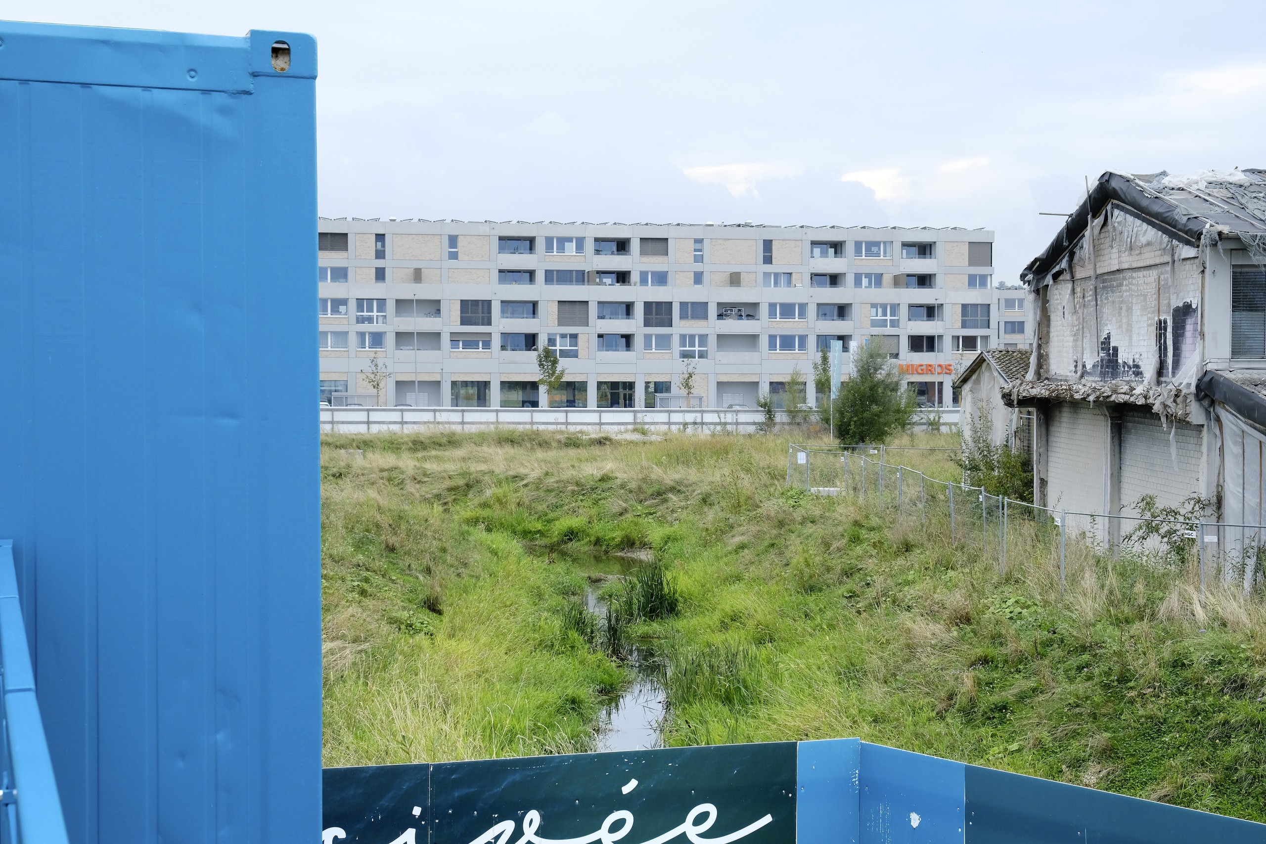 Der Schwärzibach wird um einige Meter westlich verlegt.