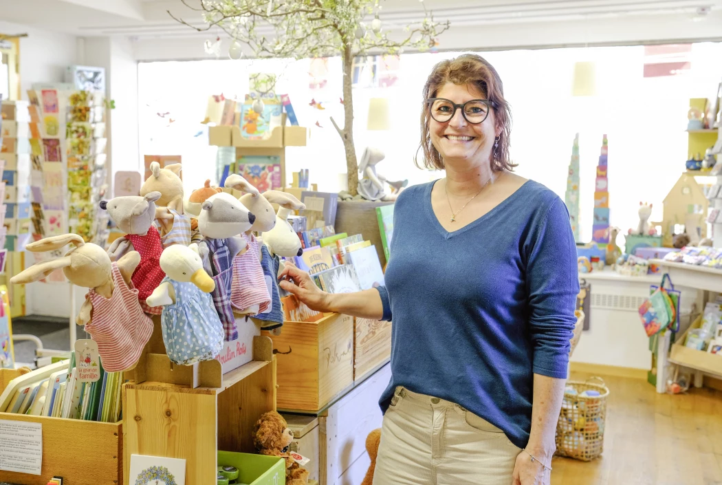 Heidi Weh will mit ihrer Kunst und ihrem Verkaufsladen die Welt ein bisschen bunter machen.