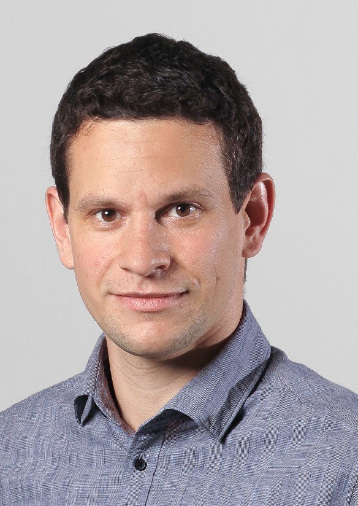 Benjamin Fröhlich ist seit 2023 Präsident des Stiftungsrats der Saurer Pensionskasse, die unter anderem im Besitz des Saurer Hochhauses ist.